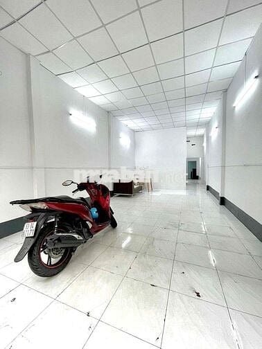 NHÀ MT KHU K300 - 4X20 - GIÁ 18tr/tháng