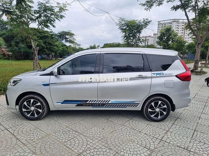 Cần bán xe gia đình ko dịch vụ