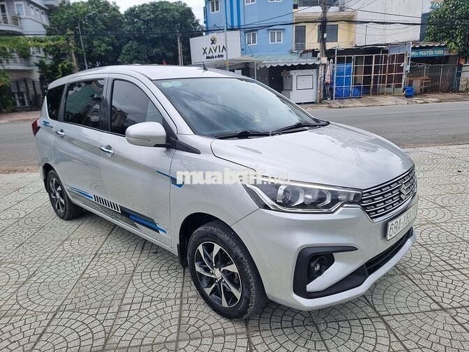 Cần bán xe gia đình ko dịch vụ