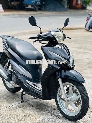 SYM shark biển 71