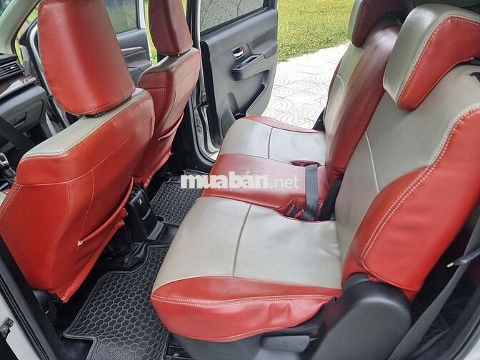 Cần bán xe gia đình ko dịch vụ