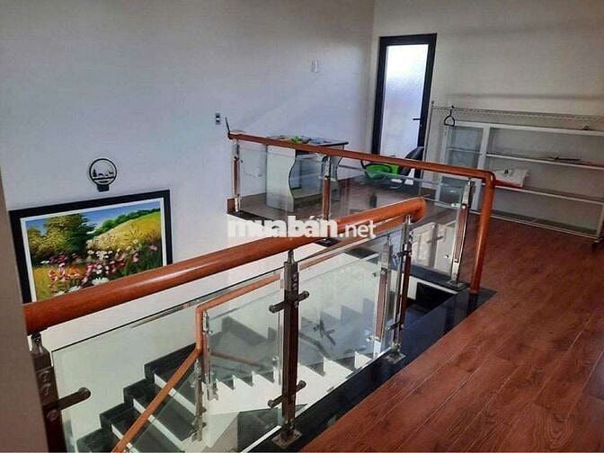 Cho thuê nhà sân vườn  2 tầng mt lê trí viễn ,Ngũ Hành Sơn