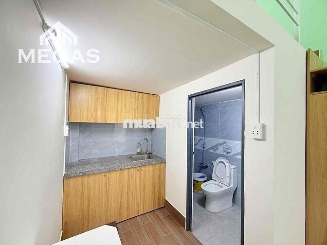 DUPLEX VỚI GÁC LỬNG ĐỨNG - FULL NỘI THẤT - GẦN NTTU