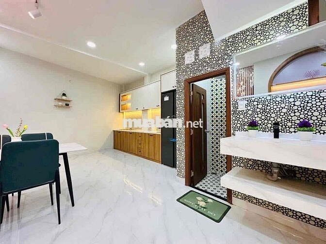 Bán gấp nhà Võ Văn Ngân, 44m2, 2PN giá chỉ hơn 2tỷ