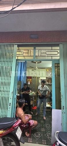 GẤP BÁN NHÀ 2 MẶT TIỀN HẺM Q4 - 3 TẦNG - NGANG 4.5m - GIÁ 4:3 TỶ 