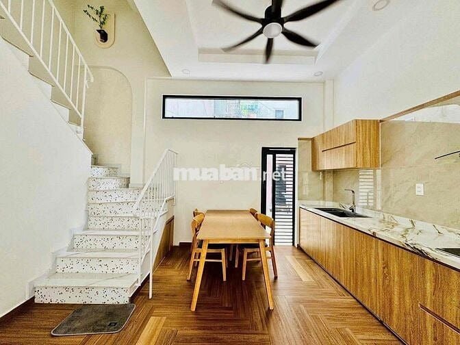 Bán gấp nhà Hồ Văn Tư 3 tầng 3PN 3WC 48m2 chỉ 2,8 tỷ còn TL