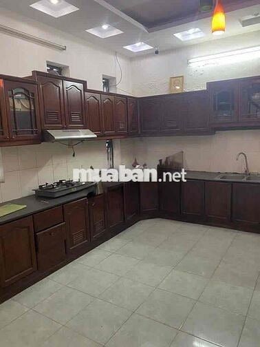 Cho thuê nhà nguyên căn hẻm Trần Hưng Đạo, Phường Tân Sơn Nhì, Tân Ph