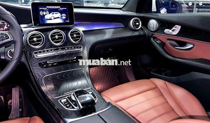 GLC 300 AMC- xe GĐ