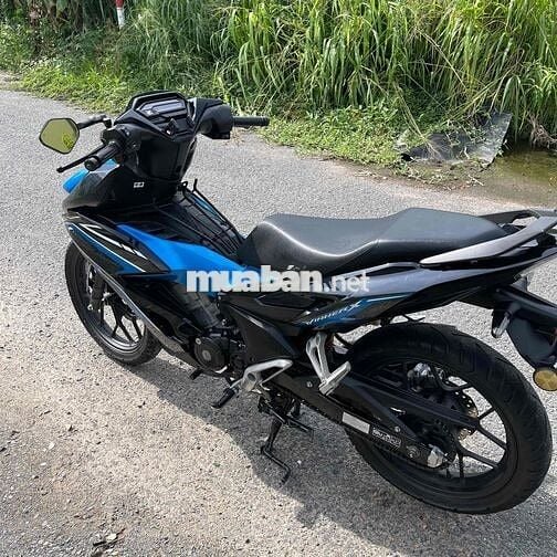 Winnex X Đời 2021 bản tiêu chuẩn Xanh Đen