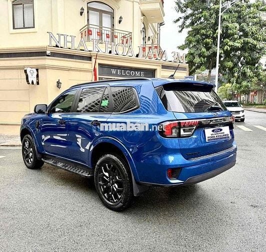 Everest Sport 2023 Xe Bán Tại Hãng Ford BH 2027