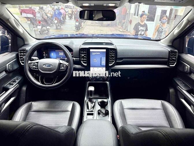 Everest Sport 2023 Xe Bán Tại Hãng Ford BH 2027