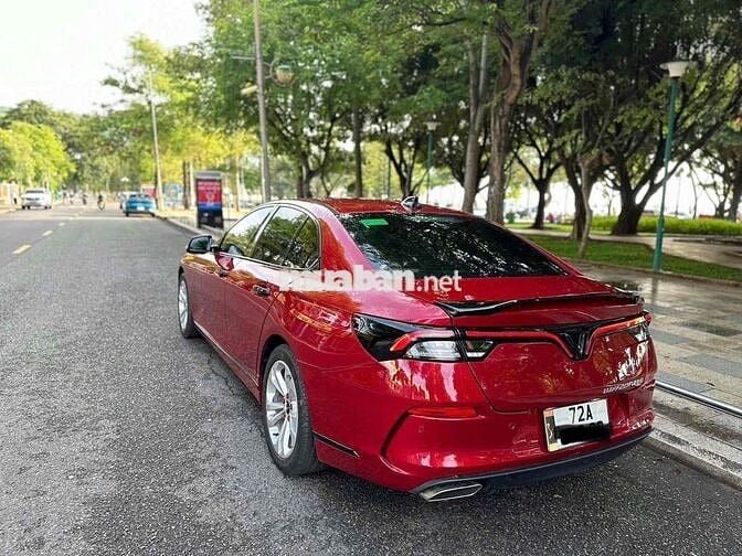 VinFast Lux A2.0 2021