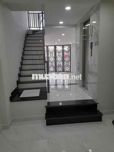 Cho thuê nhà Kênh tân hoá mới xây