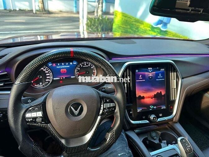 VinFast Lux A2.0 2021