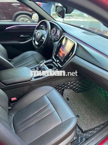 VinFast Lux A2.0 2021
