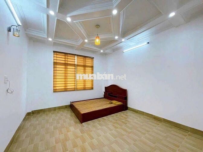 Nhà mới đẹp 2 lầu 4 máy lạnh KDC Đh Y Dược