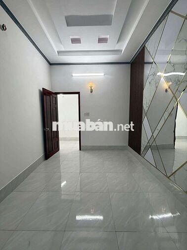 NHÀ RỘNG NỞ HẬU - HẺM Ô TÔ, TRẦN NAM PHÚ
