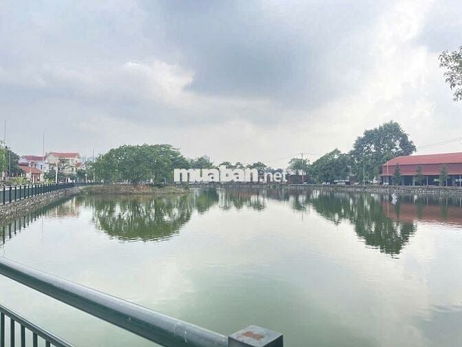 GẦN 4 TỶ NHÀ ĐA TỐN SÁT CHỢ SÁT HỒ
