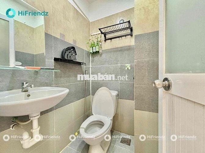 Căn Hộ Tân Phú Tách Bếp Rộng 40m2 Cửa Sổ Trời Thông Thoáng
