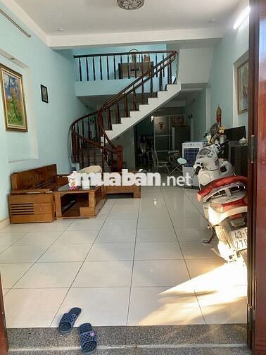 Cho Thuê nhà 2 tầng mặt tiền đường 5.5m - Nguyễn Huy Tự