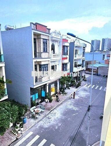 BÁN GẤP ĐẤT KHU DÂN CƯ LÊ PHONG NGAY VINCOM 550 DĨ AN