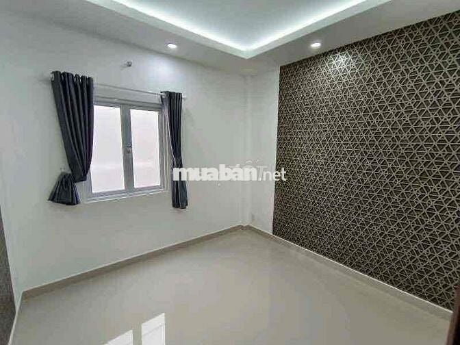 LÝ THÁI TỔ (PHƯỜNG VƯỜN LÀI)QUẬN 10 VÀI BƯỚC MẶT TIỀN 3 TẦNG HIỆN ĐẠI