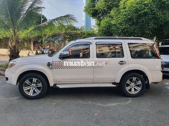 Ford Everest 2011 số tự động máy dầu