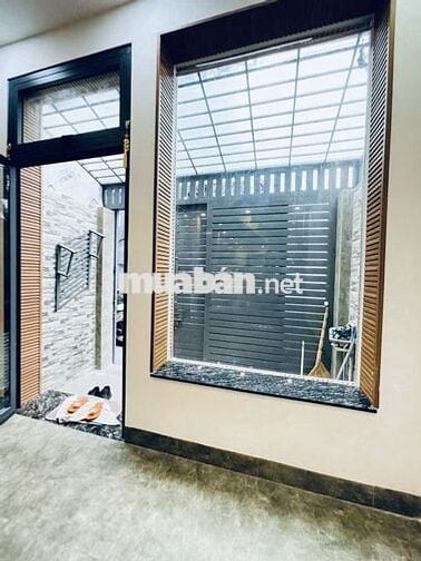 NHÀ ĐẸP Q4- 3 LẦU ĐÚC- 50m2 - KO QH- GIÁ 5 TỶ NHỈNH