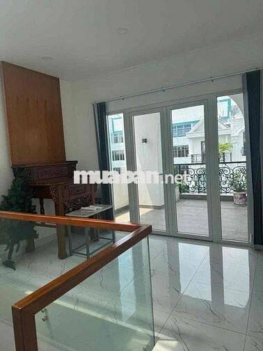 CHO THUÊ NHÀ 1 TRỆT 1 LỬNG 3 LẦU - NGAY EMART PHAN VĂN TRỊ - KDTRÍ CAO
