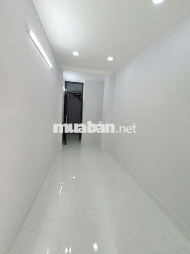 Cho thuê nhà 100/26 Dương Bá Trạc, sát chợ Rạch Ông