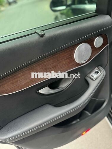 Mercedes Benz C Class 2020 C200 Exclusive  - 42000
