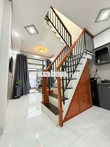 Nhà lầu trung tâm giá quá tốt mua ngay kẻo hết
