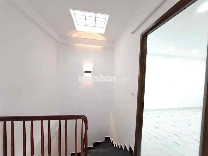 Bán nhà mới Tứ Hiệp/ Thanh Trì - 38m2 - Giá 5,8 tỷ