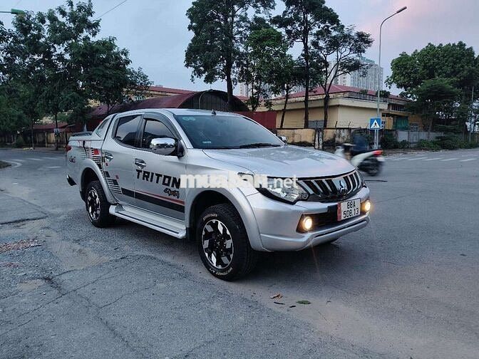 Mitsubishi Triton 2017 4x4 AT Mivec - 120000 km