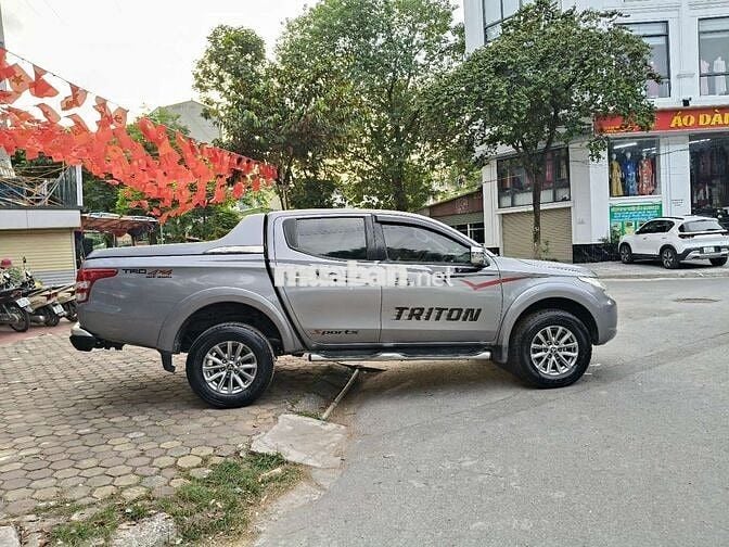 Mitsubishi Triton 2016 4x4 AT - 120000 km
