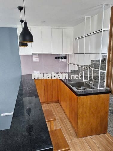 Bán nhà gần hẻm xe hơi Nơ Trang Long, Bình Thạnh, 26.6m2, 4 tầng BTCT