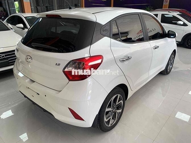 Hyundai Grand i10 2022 1.2 AT - 12.000 km 1 chủ