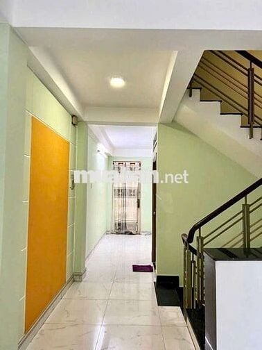 Nhà mặt tiền, 1 lửng, 3 phòng ngủ, 3 nhà vệ sinh, Tân hoà đông q6