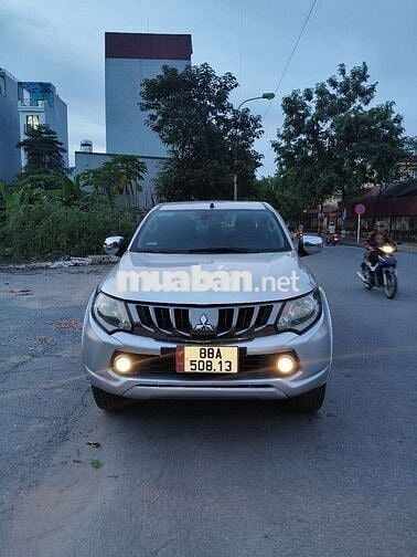 Mitsubishi Triton 2017 4x4 AT Mivec - 120000 km