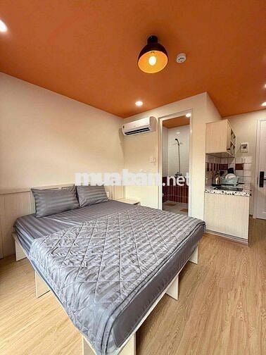 Cho Thuê Căn Studio Ban Công Full Nội Thất Gần Phố Bùi Viện Q1
