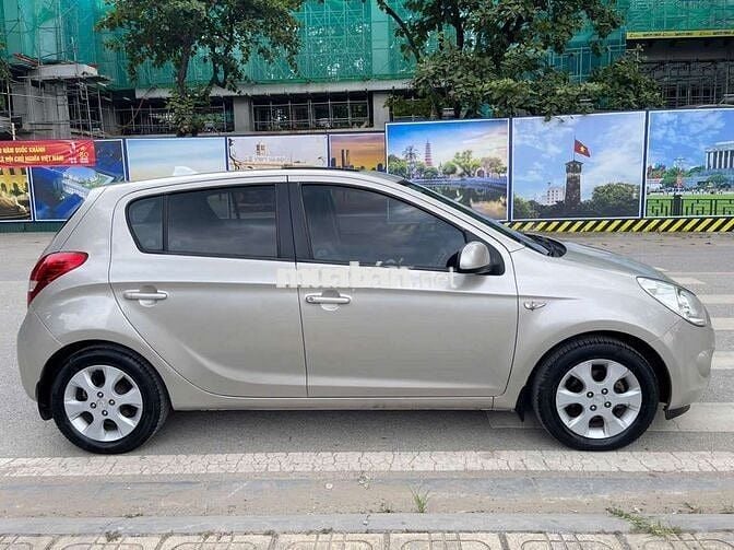 Bán i20 AT nhập khẩu chính chủ