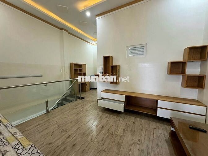 Nhà Bùi Thị Xuân P.1, TP. Bảo Lộc DT 80m² full thổ cư, 2PN, 2.2 tỷ.