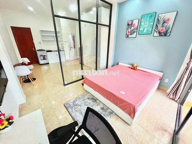 CHO THUÊ PHÒNG STUDIO BAN CÔNG – QUẬN 1, GẦN UEH, ĐẠI HỌC HOA SEN