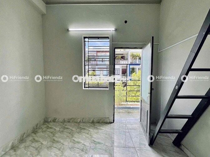 TRỐNG LẠI PHÒNG BAN CÔNG CÓ GÁC SẴN MÁY LẠNH NGAY TRẦN THỦ ĐỘ - VHU