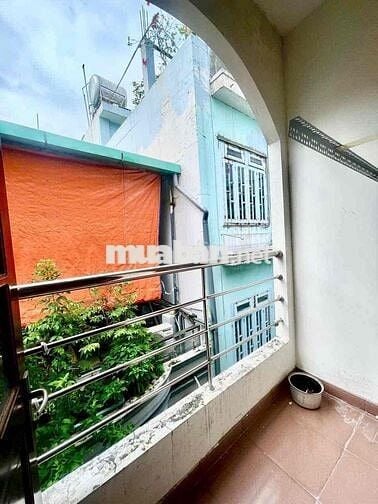 STUDIO BANCOL RIÊNG FULL NỘI THẤT NGAY TẠI NGÃ TƯ HÀNG XANH
