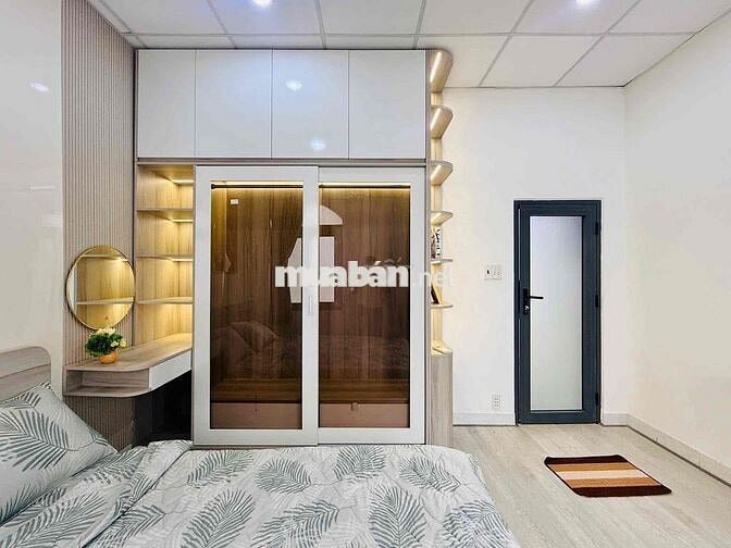 bán nhà siêu phẩm tại 549 Lê Văn Thọ P14 GV