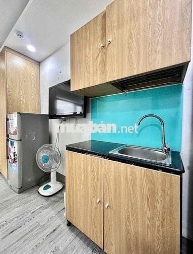 CĂN HỘ BAN CÔNG FULL NỘI THẤT QUẬN 1 GẦN CÔNG VIÊN 23 THÁNG 9