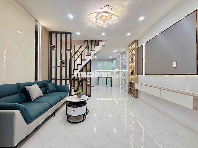 bán nhà siêu phẩm tại 549 Lê Văn Thọ P14 GV