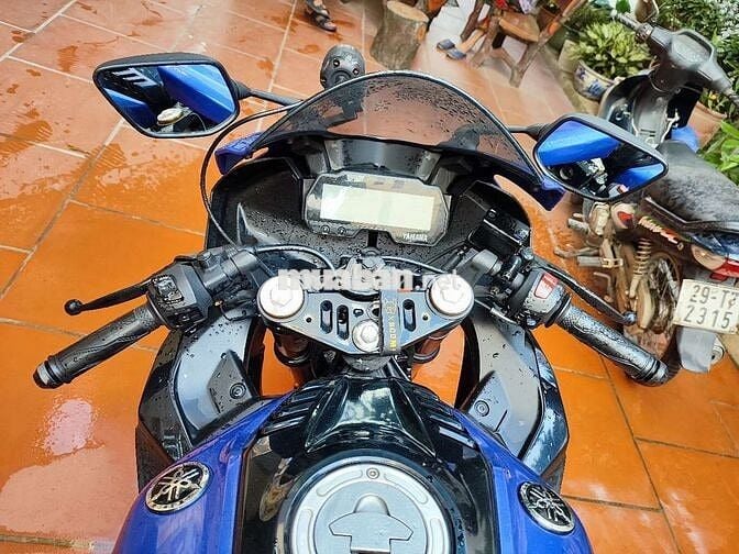 R15 v3