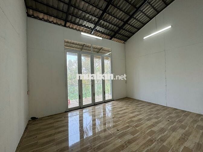 Nhà Bùi Thị Xuân P.1, TP. Bảo Lộc DT 80m² full thổ cư, 2PN, 2.2 tỷ.